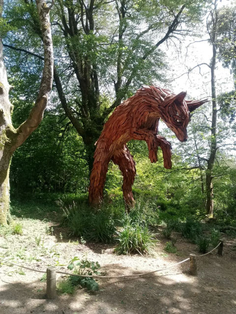 Fox sculpture from below