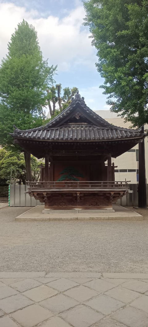Nezu temple