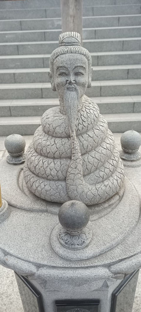 Uneo temple